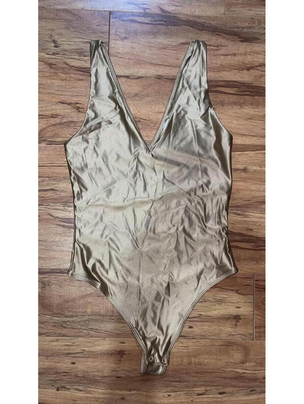 Babaton Aritzia Gold deep V bodysuit BNWT